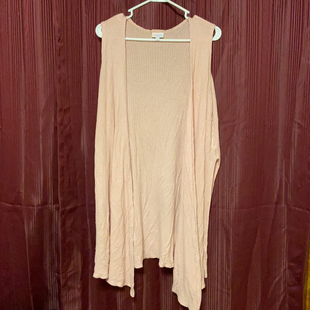 LuLaroe shirt size XS.